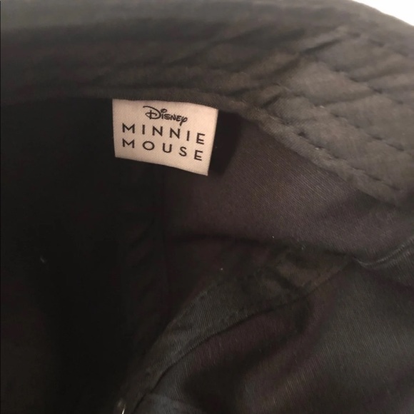 Minnie Mouse Hat - Picture 3 of 4